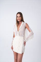 SK Off-white Short Skirt