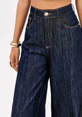 LP Super High-Waisted Wide-Leg Jeans