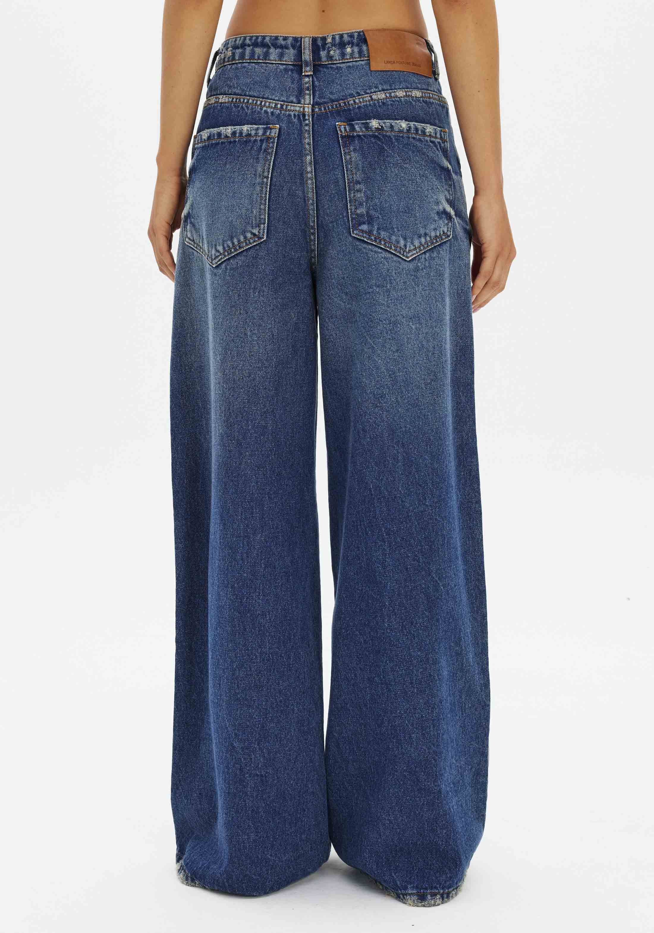 LP Jeans With Locket