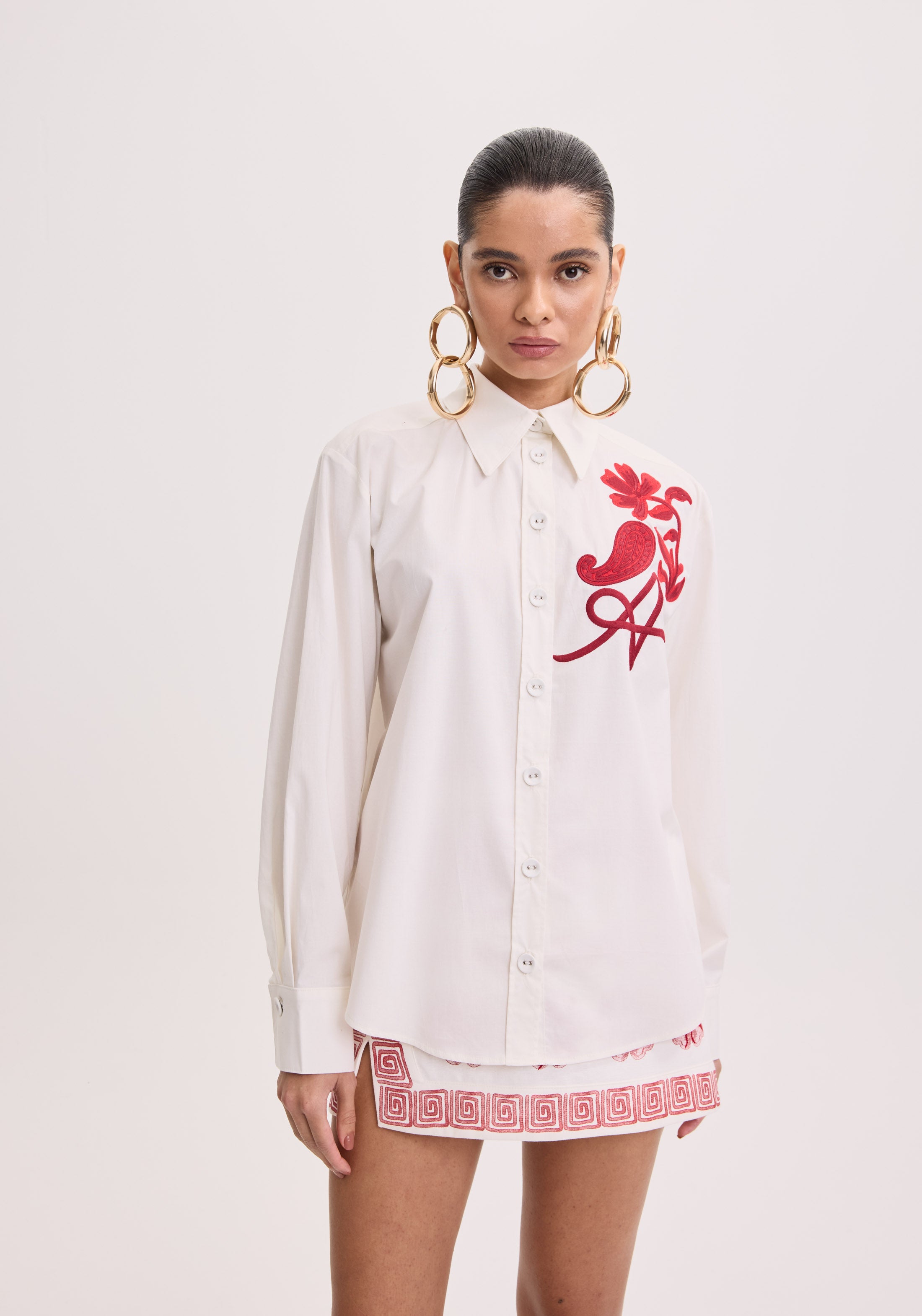AM Long White Shirt with Embroidery A