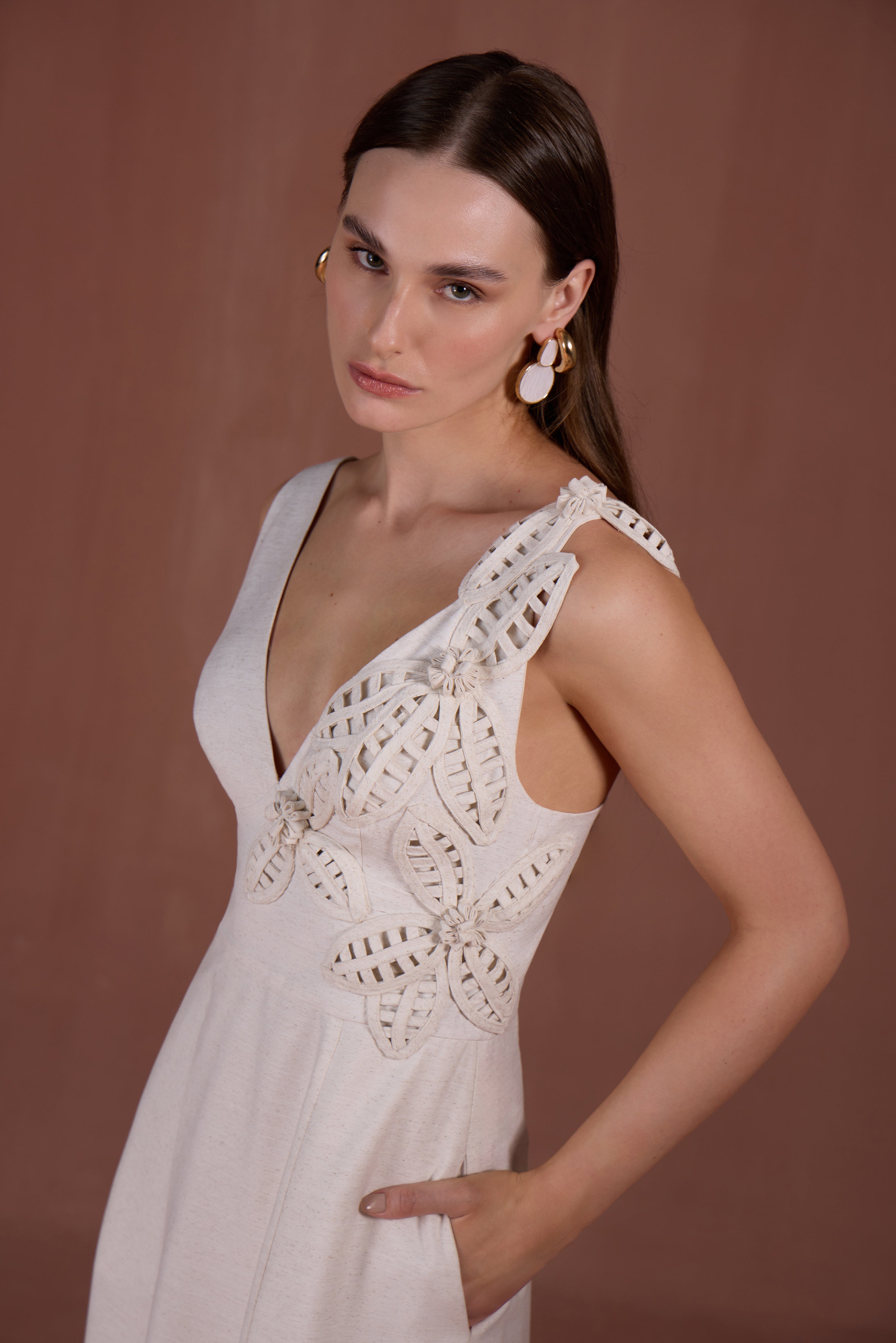 SK Midi Off- White Dress