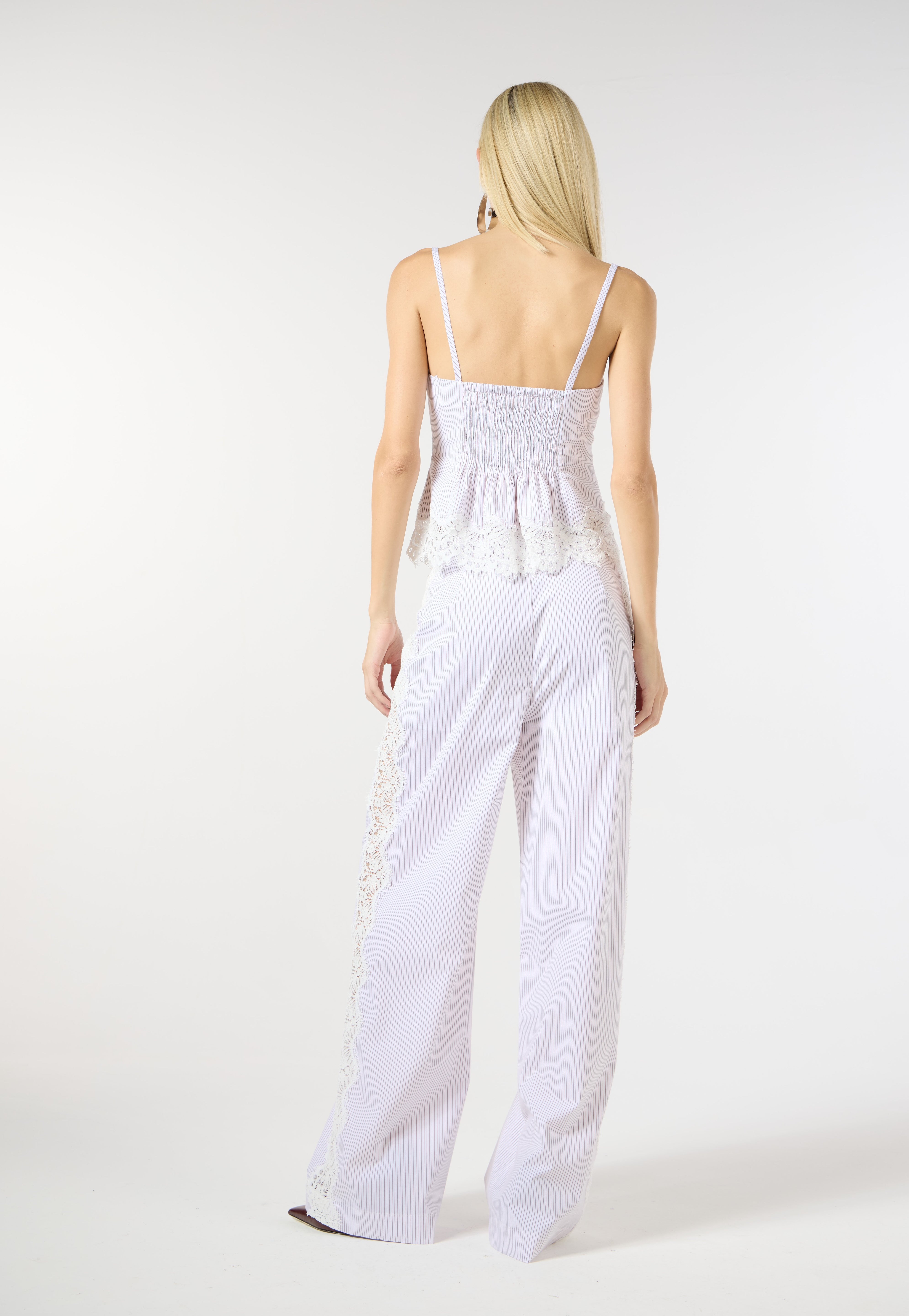 SK White Stripped Set